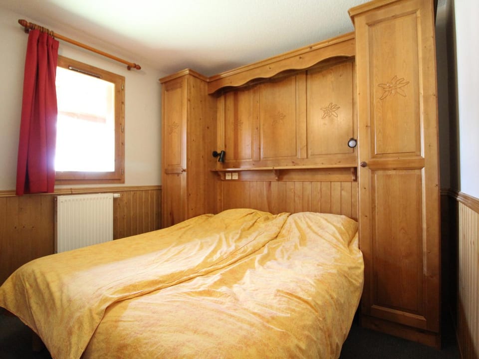 Appartement Duplex 10-12 pers. à 20m des pistes avec sauna, wifi et proche commerces - FR-1-508-75 Apartment in Piedmont