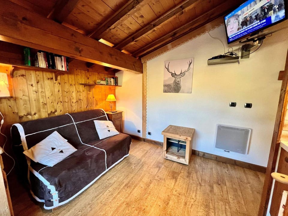 Chaleureux studio près des pistes avec parking et animaux acceptés - FR-1-505-6 Apartment in Notre-Dame-de-Bellecombe