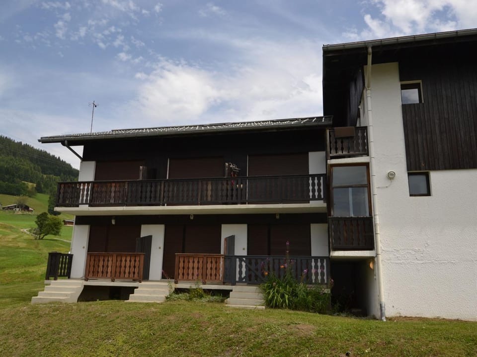 Duplex cosy près des pistes avec wifi et animaux acceptés - FR-1-505-38 Apartment in Notre-Dame-de-Bellecombe