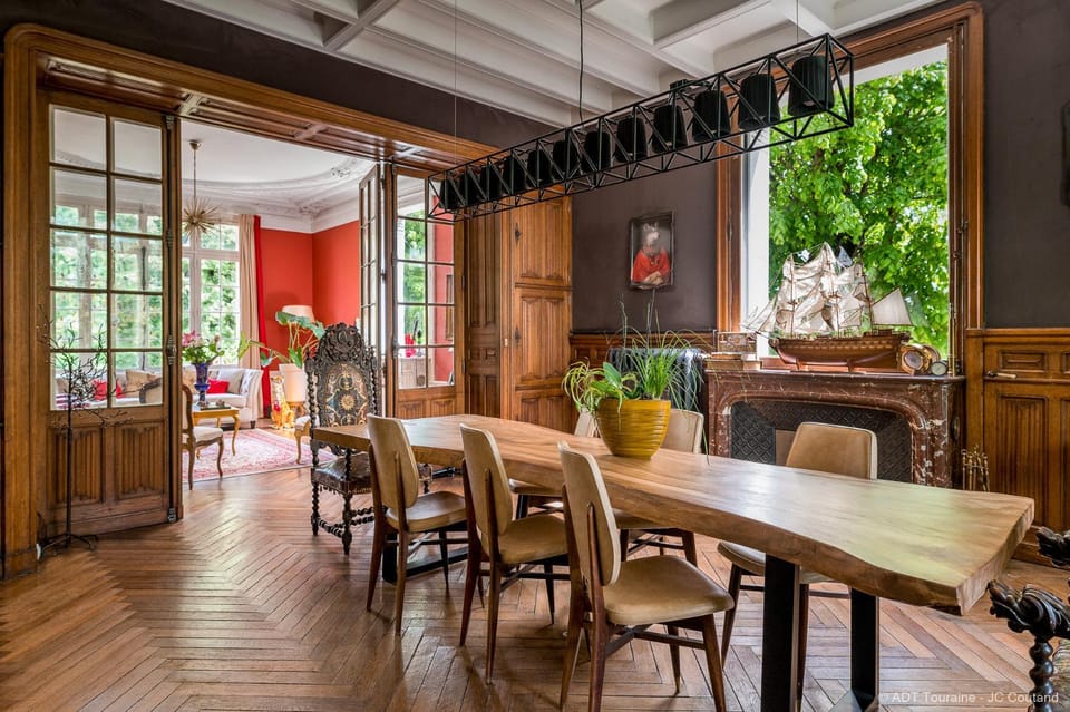 Living room, Meals, Breakfast, Breakfast, Continental breakfast, Lunch, Dinner, Dinner
