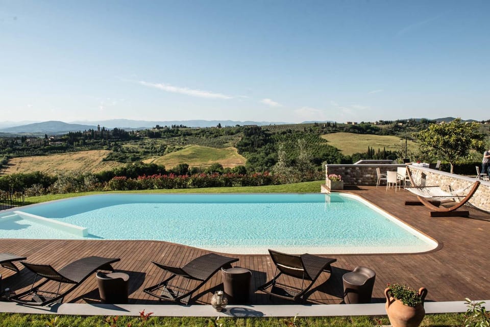 Swimming pool, Swimming pool