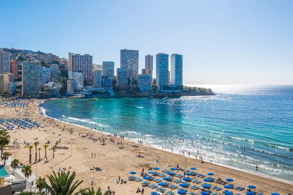 Nearby landmark, Off site, Day, Natural landscape, Beach, City view, Mountain view, Sea view