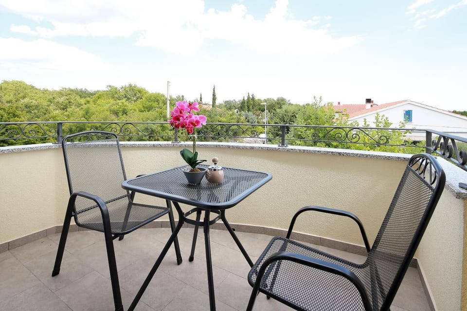 Summer, View (from property/room), Balcony/Terrace