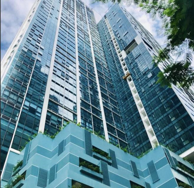 ONE UPTOWN RESIDENCES Apartment in Makati