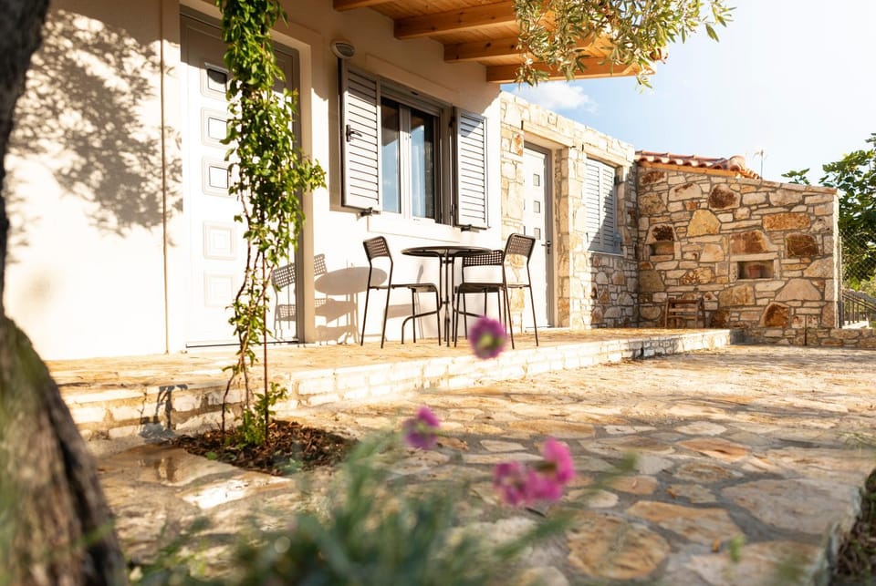 Property building, Seating area