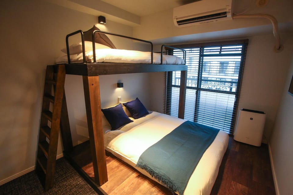 bunk bed
