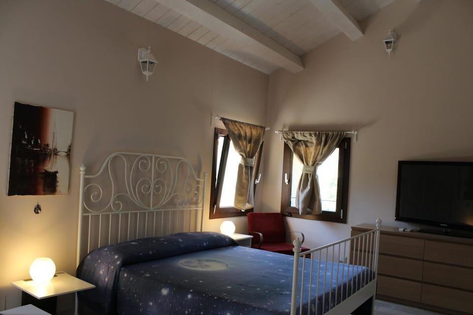 Archi Rooms Bed and Breakfast in Marche