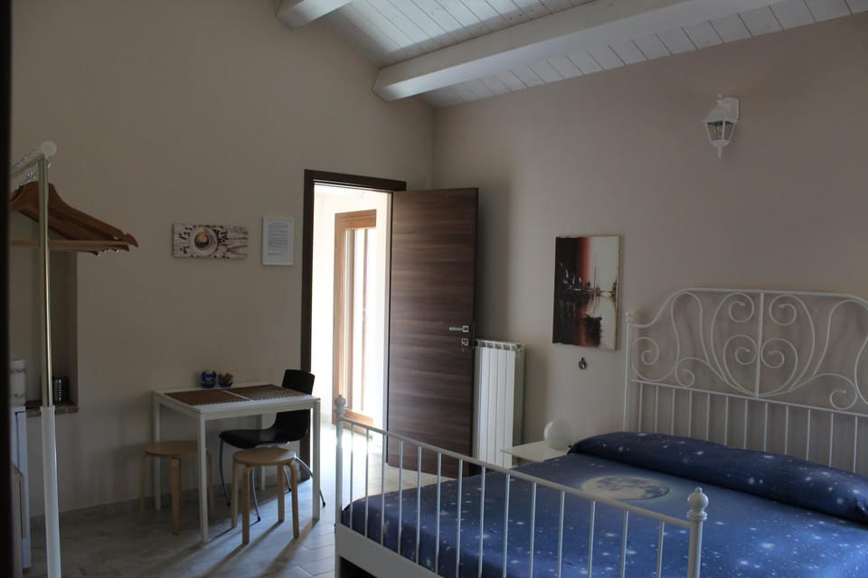 Archi Rooms Bed and Breakfast in Marche