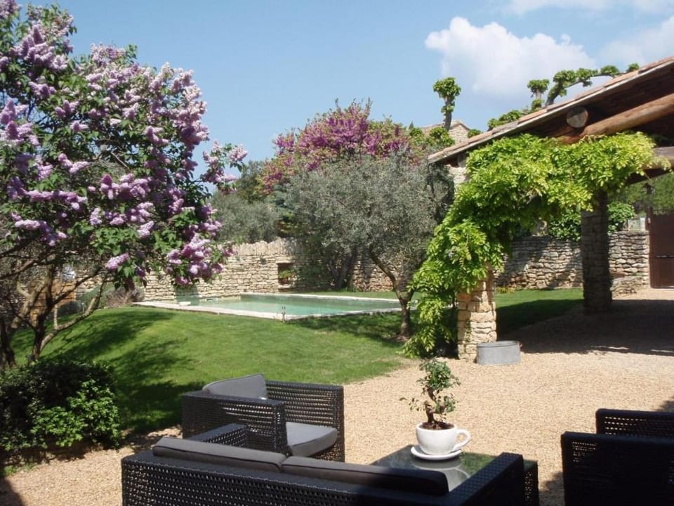 Le Moulin des Sources Bed and Breakfast in Gordes
