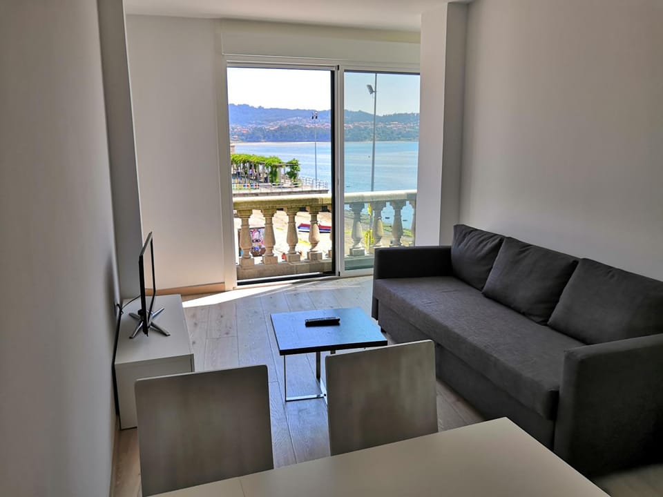 Living room, Sea view