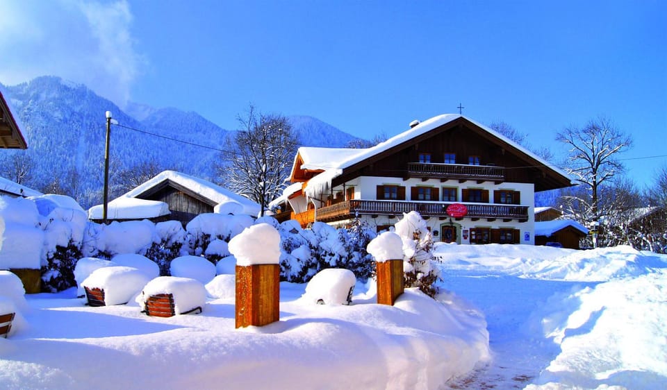 Property building, Winter, Skiing