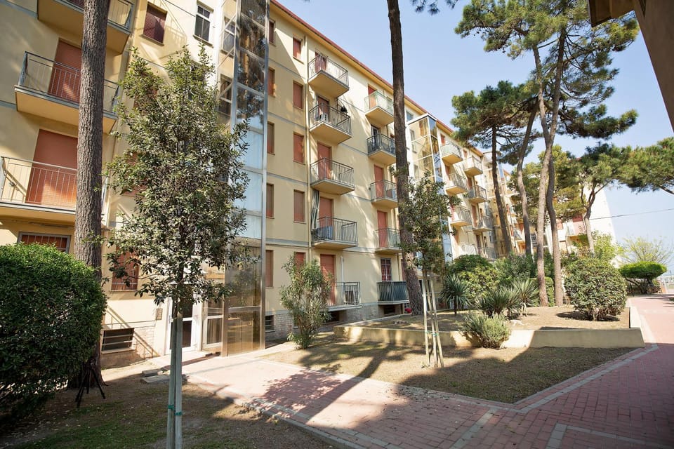 Property building, Garden, Garden view