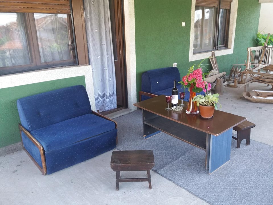 Traianov most Country House in Serbia