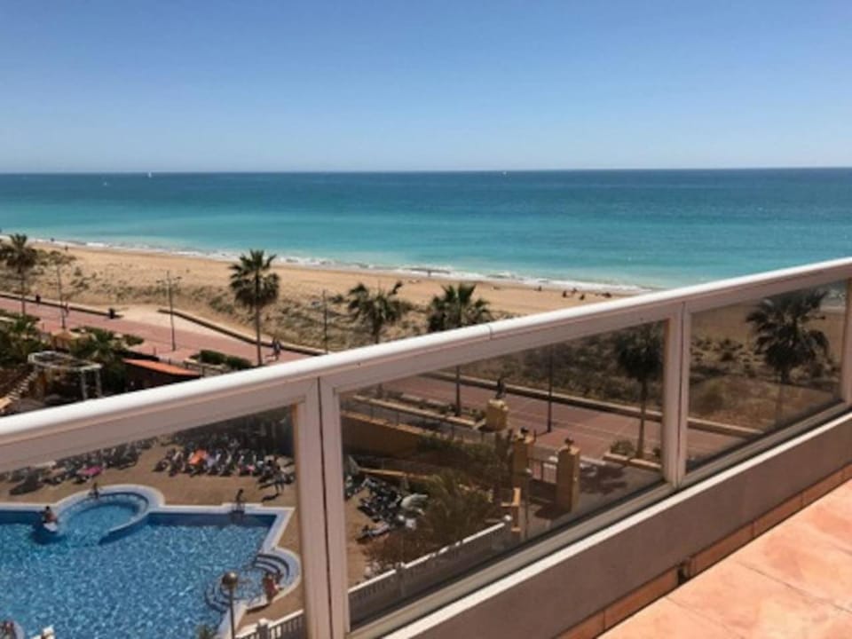 Balcony/Terrace, Pool view, Sea view