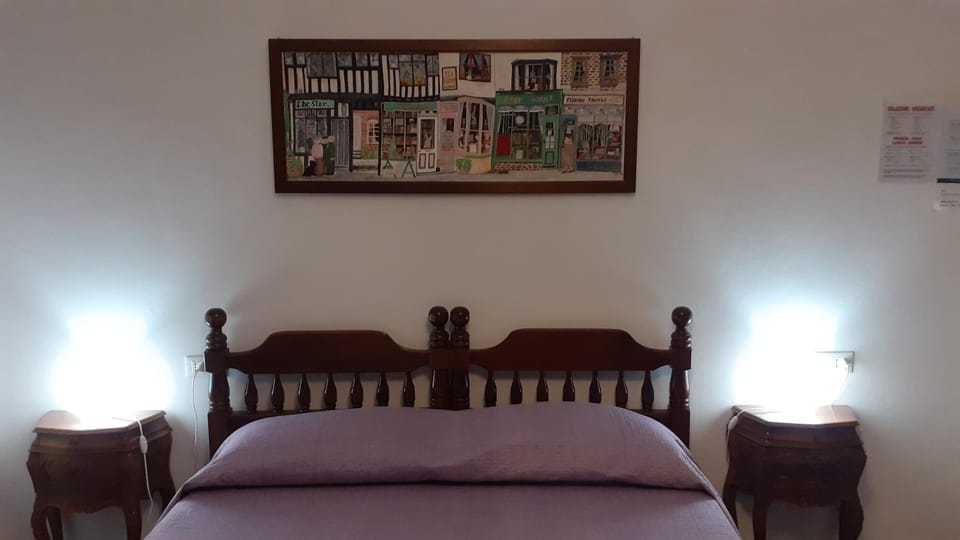 Bedroom, Garden view, Mountain view, Quiet street view