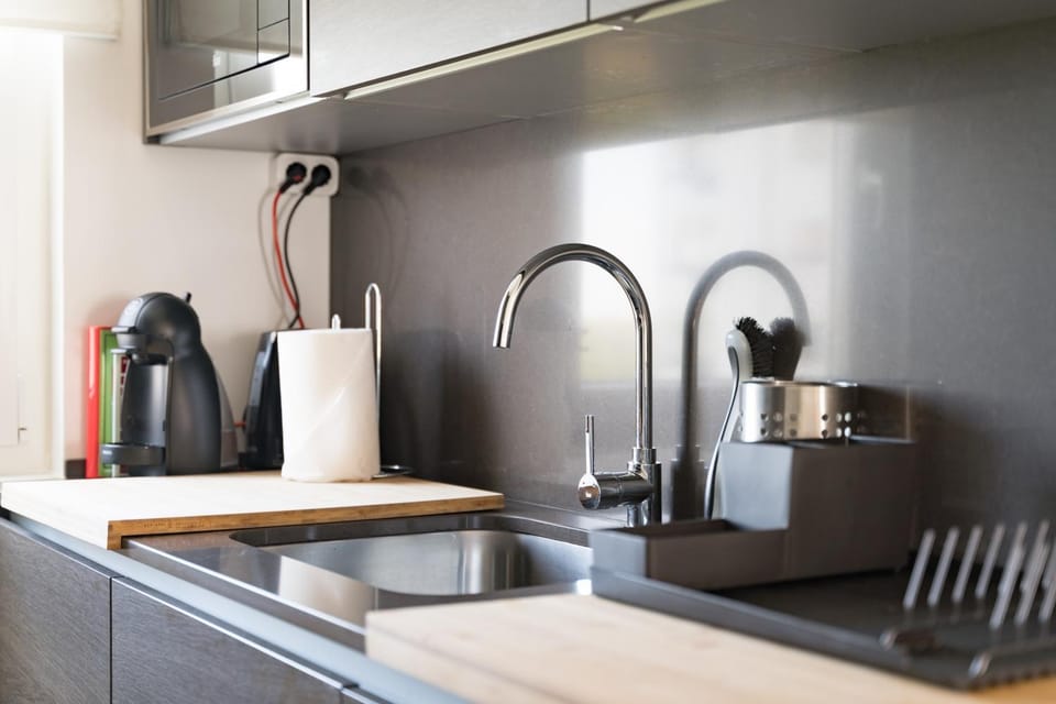 Kitchen or kitchenette