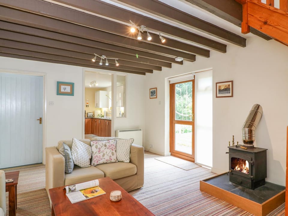 Woodstock Cottage House in East Devon District