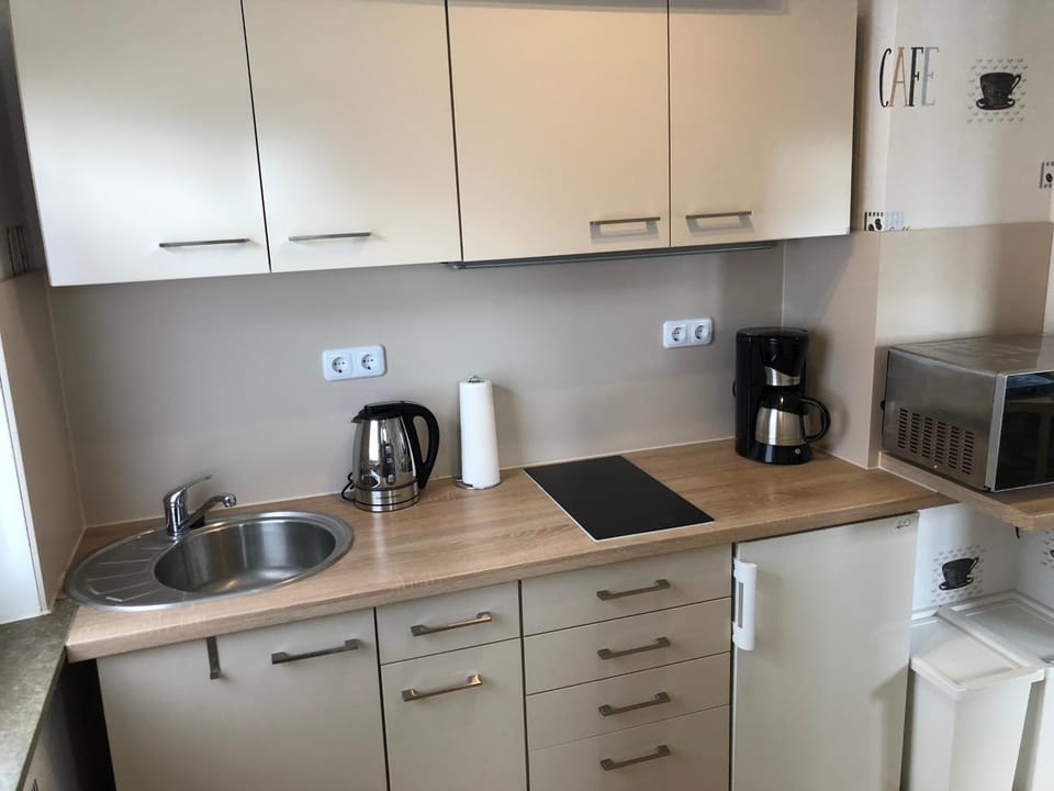 Coffee/tea facilities, Kitchen or kitchenette
