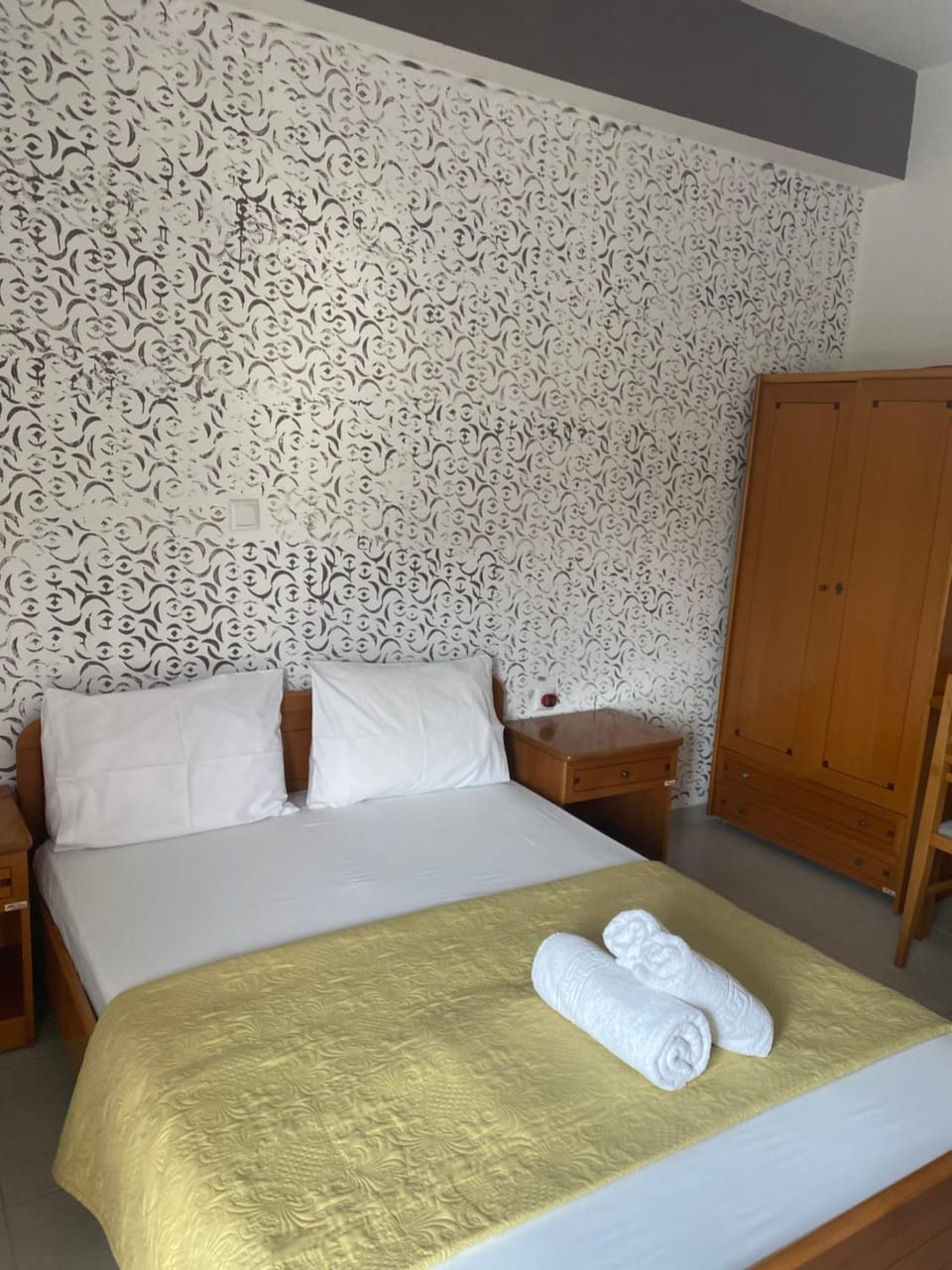 Guest House Pura Bed and Breakfast in Tirana County, Albania