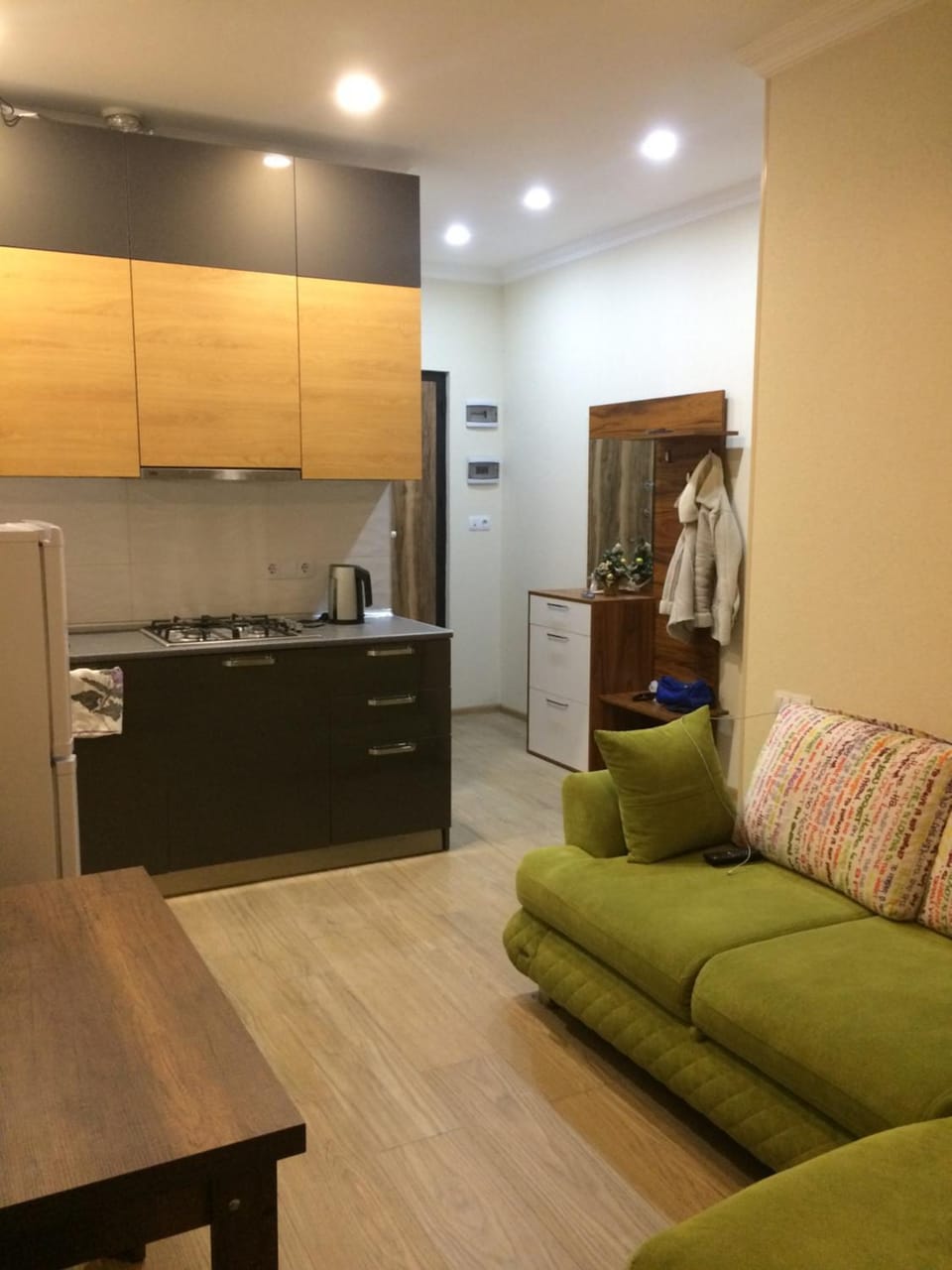 Seating area, Dining area