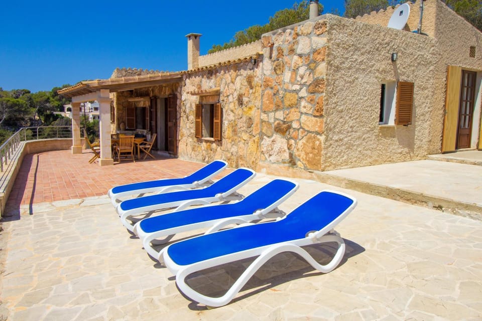 Beautiful private villa on the sea Villa in Migjorn