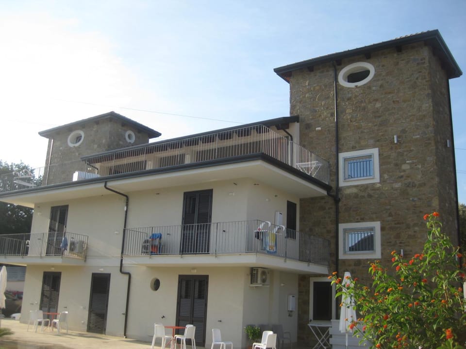 LE TORRI DEL CILENTO Bed and Breakfast in Campania