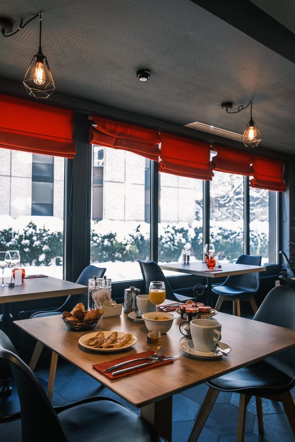 Restaurant/places to eat, Winter