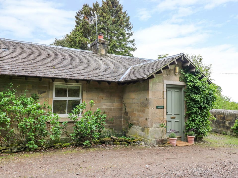 Gate Lodge House in Scotland