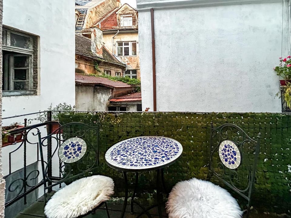 Ada Old Town 7 Apartment in Brasov