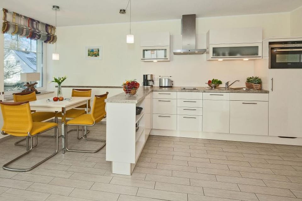 Kitchen or kitchenette, Living room, Dining area