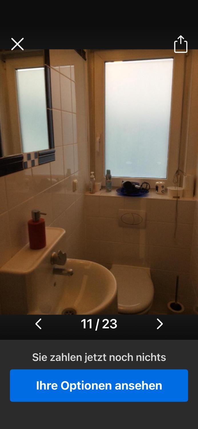 Bathroom, Text overlay