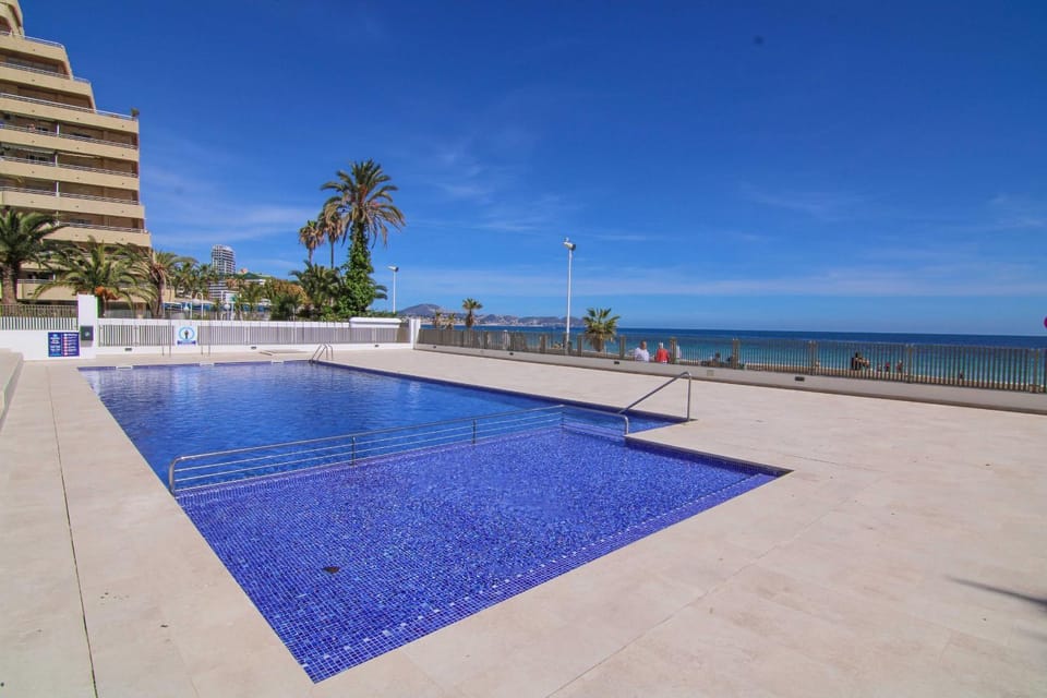 Apartamento Calpe Mediterráneo 1º línea Apartment in Calp