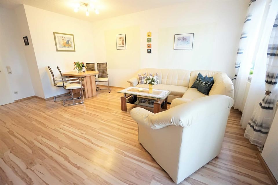 Ferienwohnung Duenenweg _ Radermac Apartment in Heringsdorf