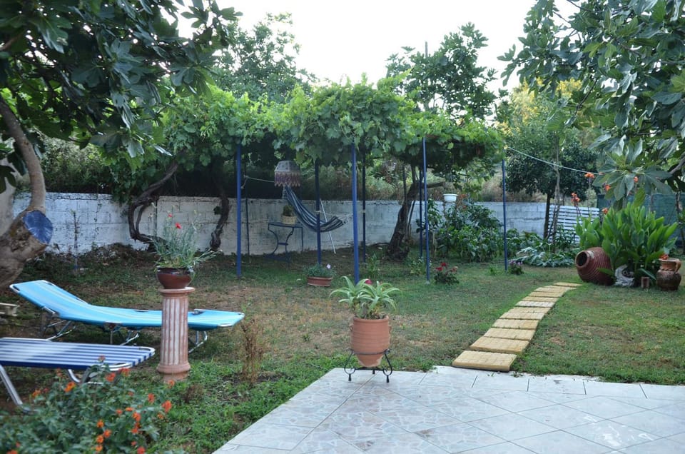 Doloi garden house House in Messenia