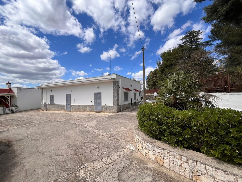Property building, Garden