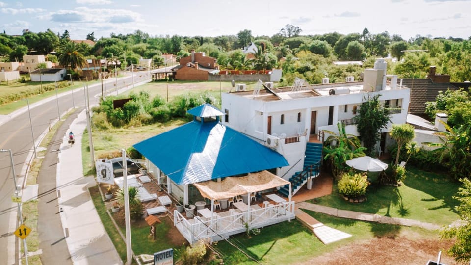 Neighbourhood, Natural landscape, Bird's eye view, Garden view