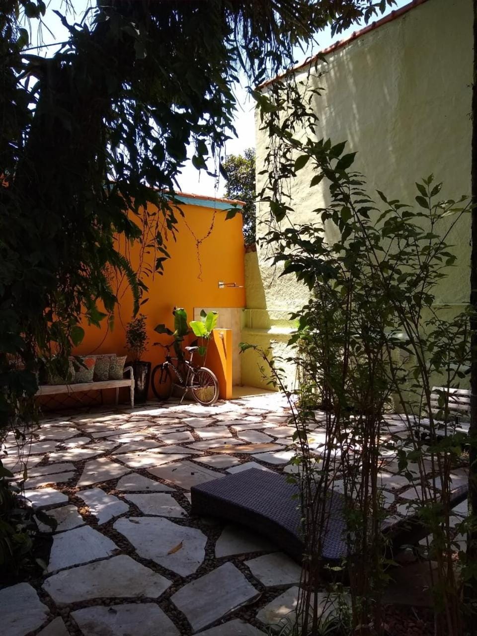 Suítes Km18praia Hostel in São Sebastião
