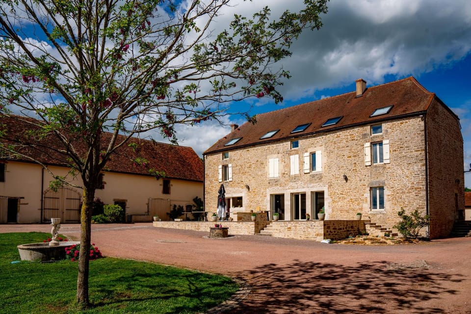 Property building, Garden