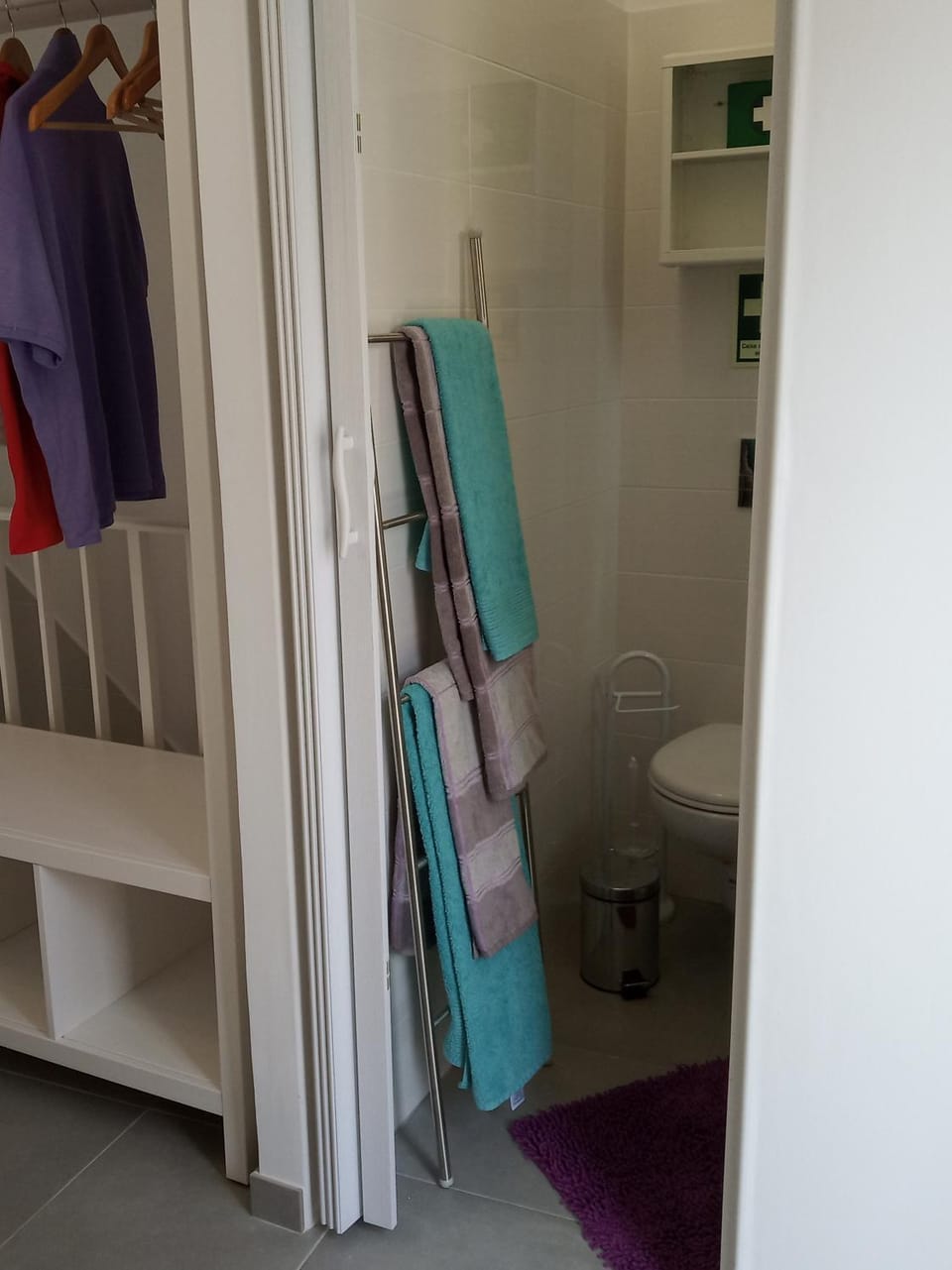 Bedroom, bunk bed