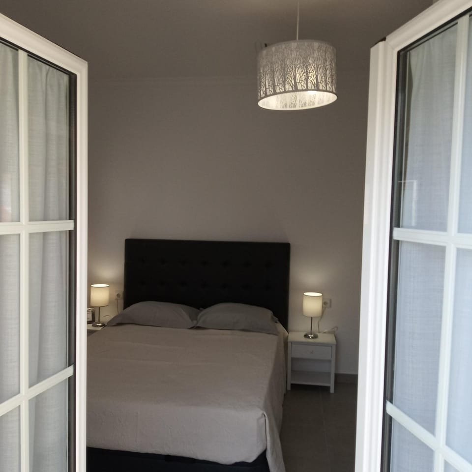 Shower, Bed, Bathroom, Balcony/Terrace, Bedroom