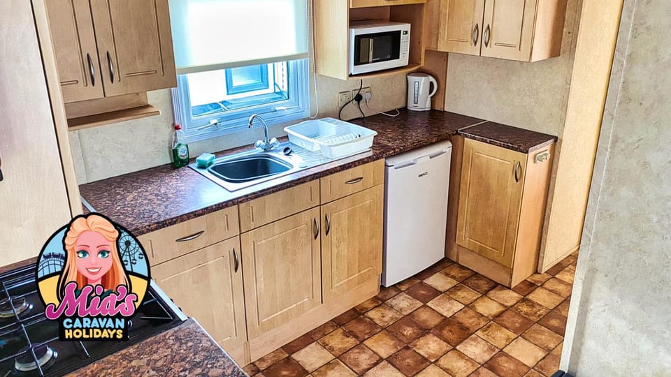 Kitchen or kitchenette, minibar, pet friendly, stove