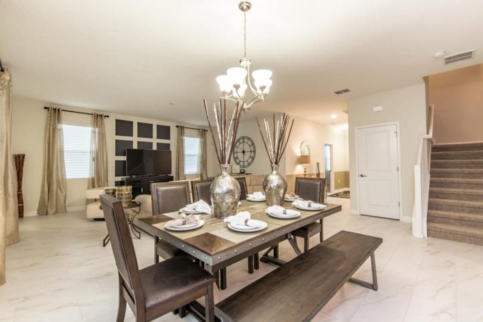 Enchanting Escape Private Pool SPA Games Room House in Ocoee