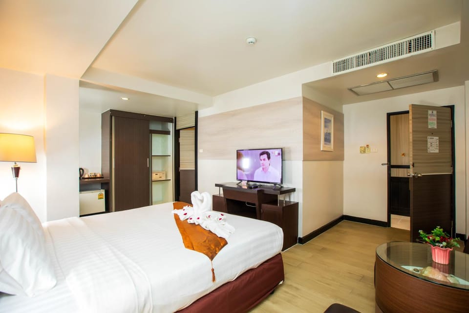 Flipper House Hotel - SHA Extra Plus Hotel in Pattaya City