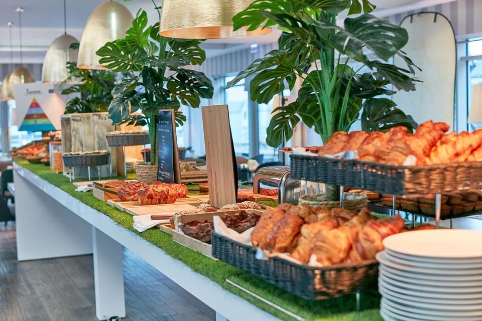 Buffet breakfast