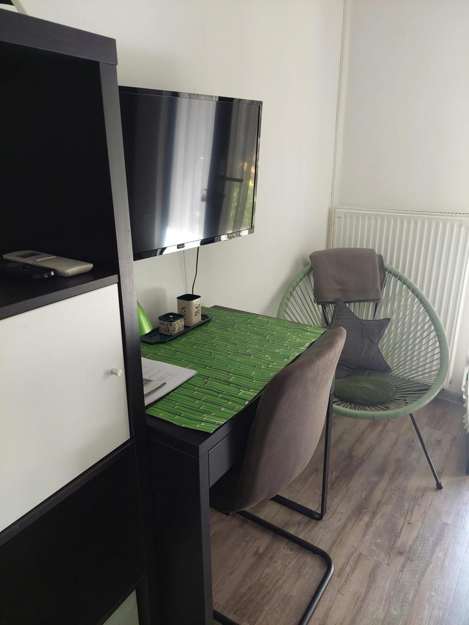 TV and multimedia, Seating area