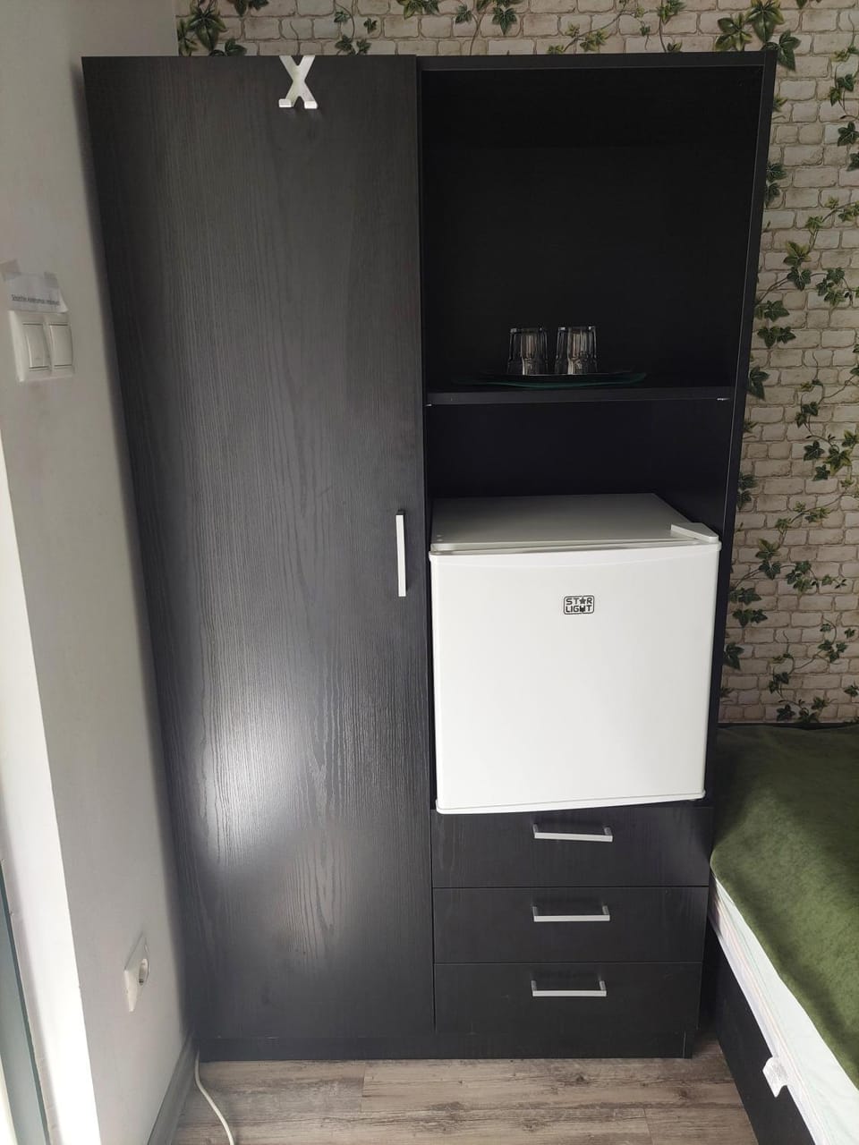 wardrobe