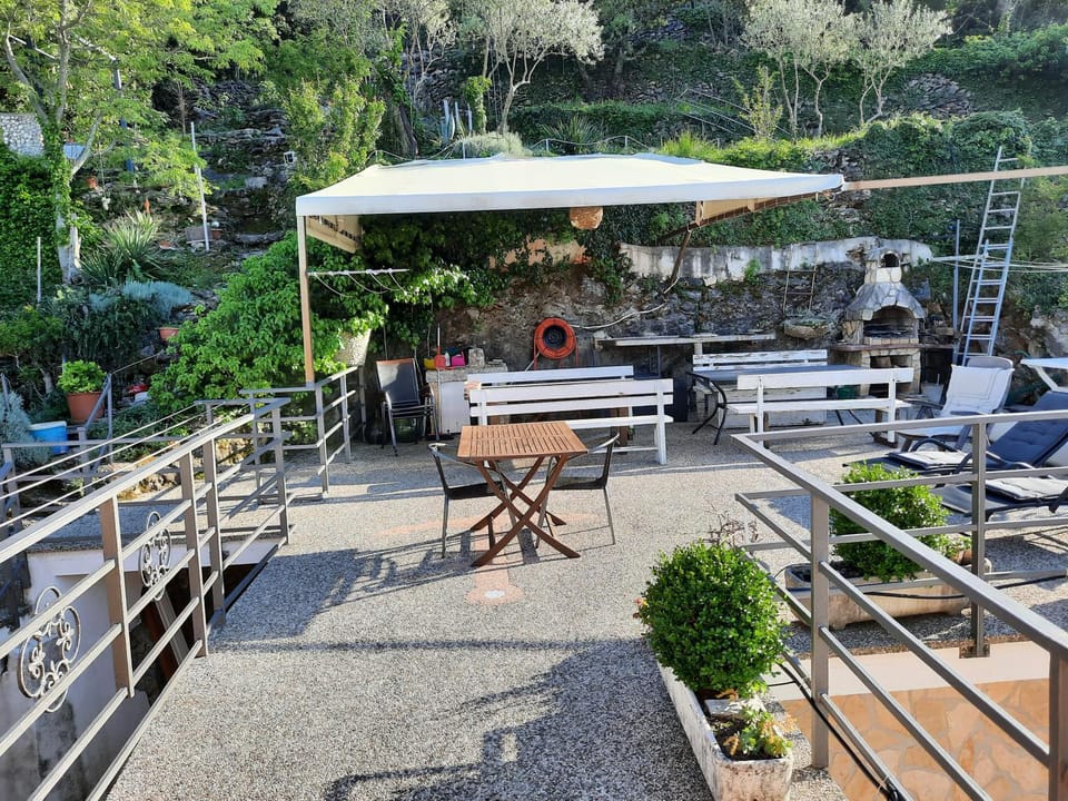 Apartments and rooms Roberto B. Apartment in Primorje-Gorski Kotar County