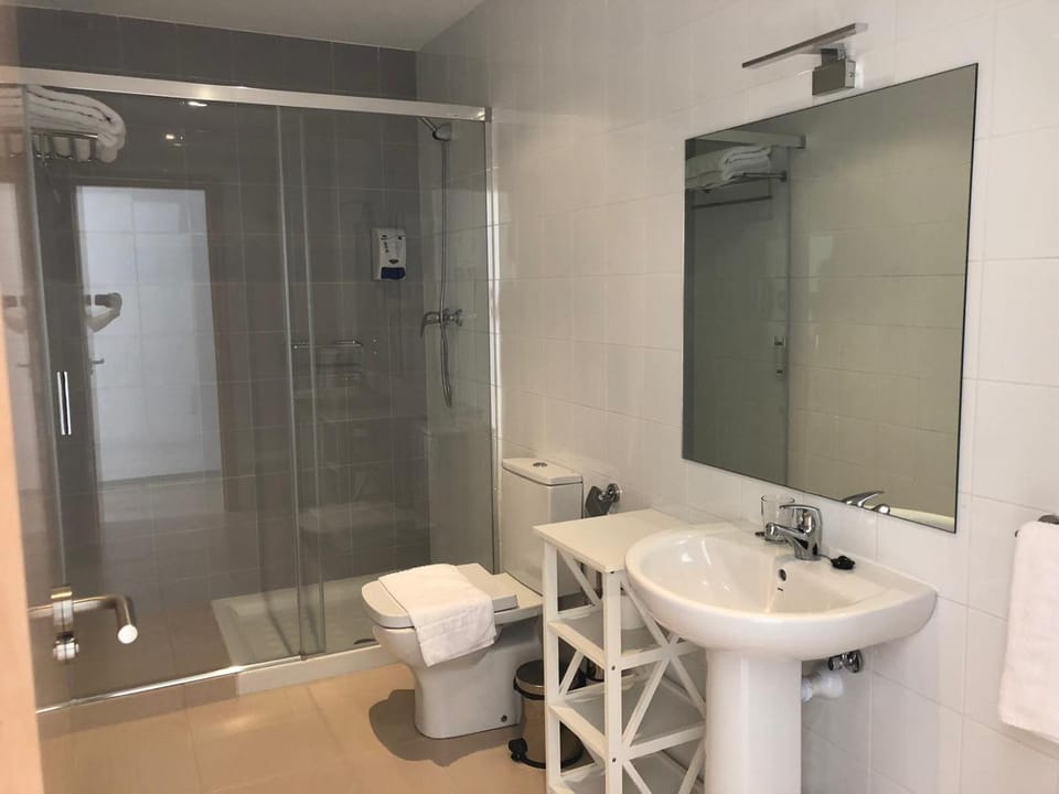 Shower, Bathroom