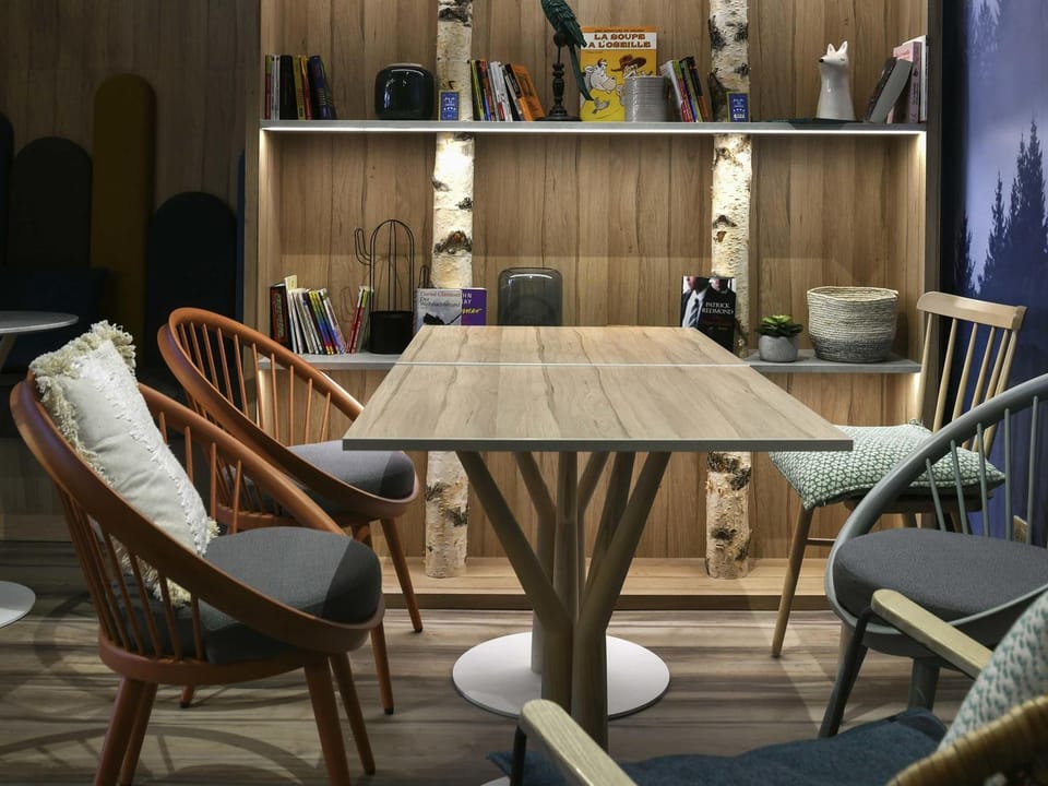 Lounge or bar