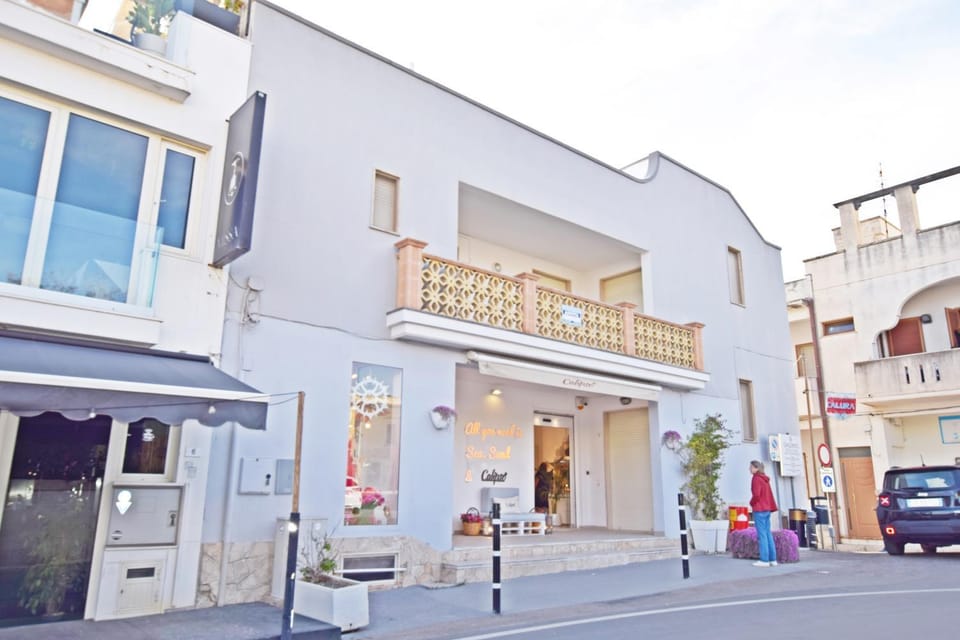 Centralissimo Monolocale con Terrazzino Vista Mare Apartment in Apulia